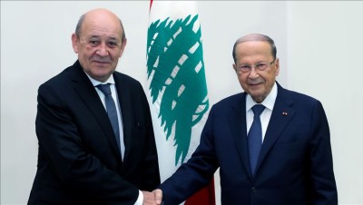 "لودريان" يحمل رسالة "حازمة كبيرة" للساسة في لبنان