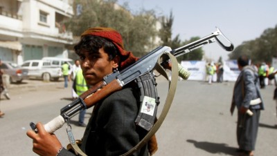 التحالف العربي يدمر طائرة حوثية مفخخة