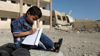 فيديو يوثق تحويل الحوثيين المدارس لثكنات عسكرية