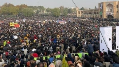 إيران تشدد قبضتها الأمنية في أصفهان لمواجهة الاحتجاجات