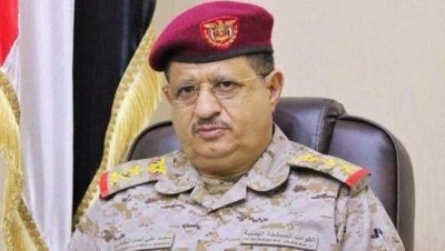 وزير الدفاع اليمني يكشف عن مصرع خبراء عسكريين من إيران ولبنان في اليمن