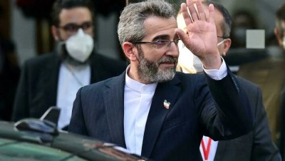 كبير مفاوضي إيران يعود إلى فيينا