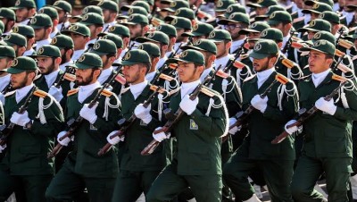 واشنطن تتجه للتراجع عن إزالة "الحرس الثوري" من قوائم الإرهاب