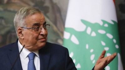 وزير خارجية لبنان آخر من يعلم ويدعو "حزب الله" إلى أن يكون وراء الدولة