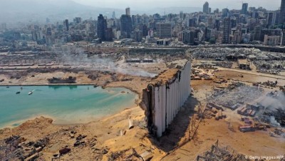 عودٌ على بدء.. مظاهرات في لبنان وقطع طرقات