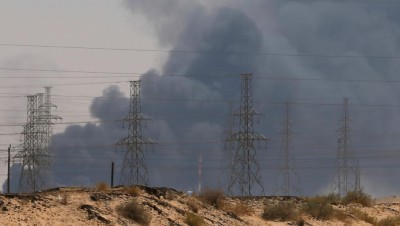 صحيفة: "أرامكو" تواصلت مع شركة "سومو" العراقية لشراء النفط والأخيرة تنفي