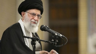 "تويتر" تدافع عن تغريدات "خـامنـئي": مجرد قعقعة أسلحة!