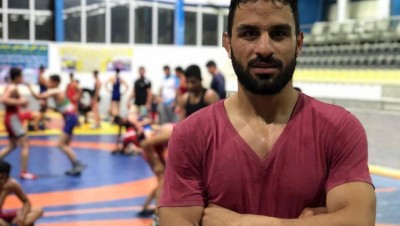 خبراء حقوقيون أمميون: إعدام النظام الإيراني لبطل المصارعة هدفه ترهيب الشعب