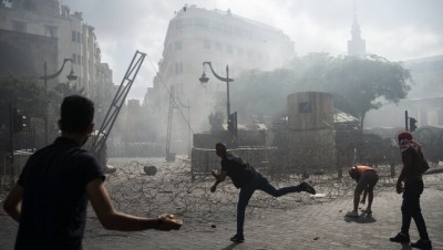 "حكومة ثورة" في لبنان والاتفاق على تسمية رئيس لها