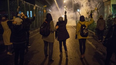 "العفو الدولية" تكشف: الأمن الإيراني استخدم رصاص الصيد لتفريق المتظاهرين