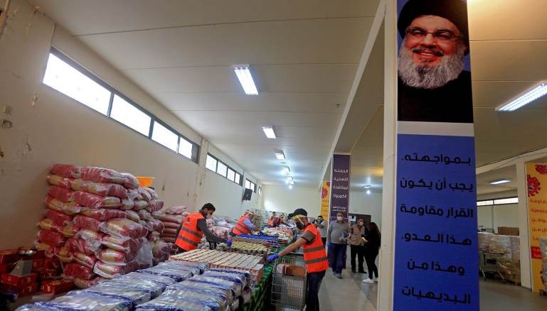 البضائع إيرانية.. "حـزب الله" يقدم بطاقة تموينية لحاضنته
