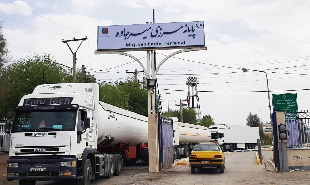 إيران تغلق حدودها مع باكستان حتى إشعار آخر