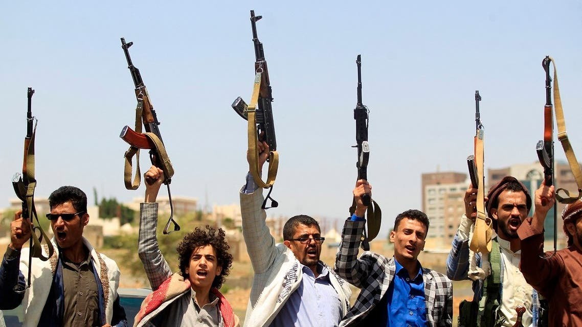 الحوثيون يطلقون سراح موظفي السفارة الأميركية في صنعاء ويعتقلون آخرين جدد