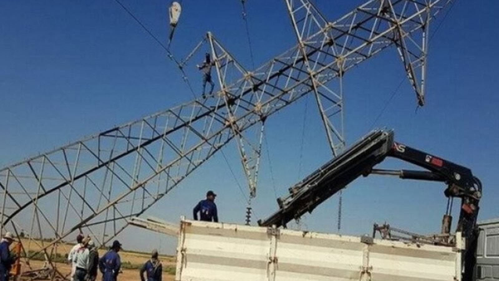 هجمات تستهدف أبراج الطاقة في العراق