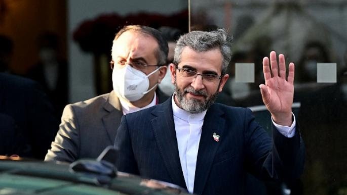 كبير مفاوضي إيران في فيينا يعود إلى طهران