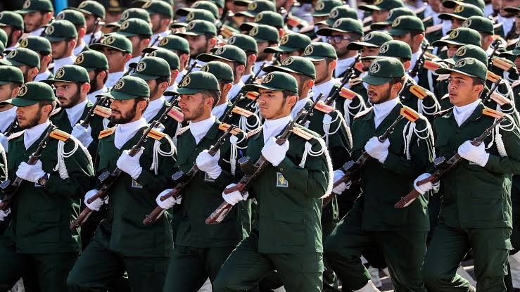واشنطن تتجه للتراجع عن إزالة "الحرس الثوري" من قوائم الإرهاب