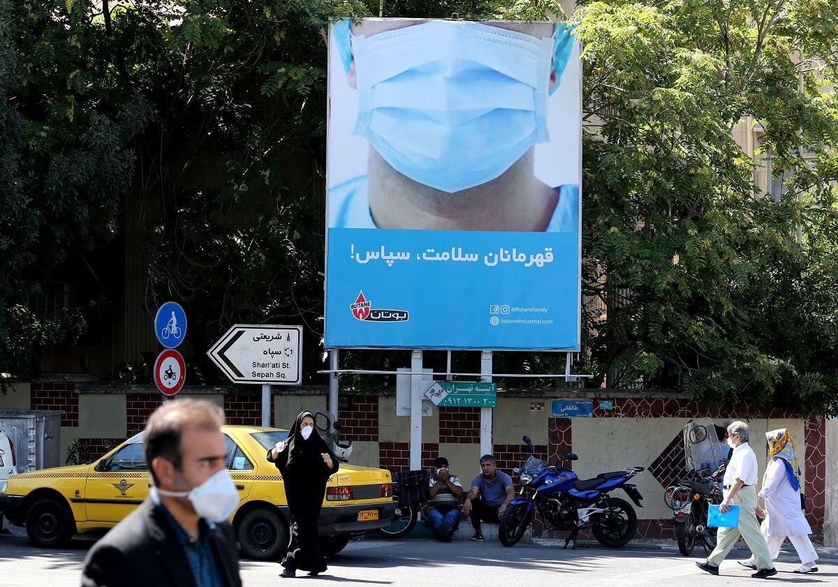 "كورونا" يتسبب بفرض حظر على حركة المرور في 25 مركز محافظة بإيران