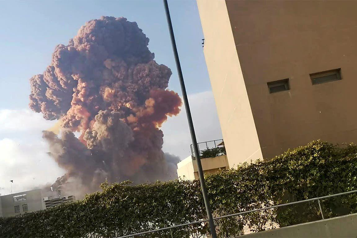 لبنان.. حمادة يستقيل من البرلمان وجنبلاط يهاجم الحكومة