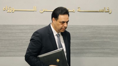 هل قدم حسان دياب "سيرته الذاتية" إلى القطريين؟