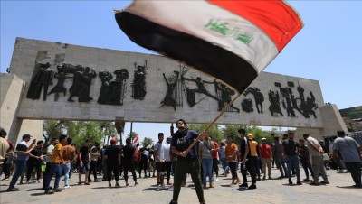 الكاظمي يوجّه بفتح تحقيق لكشف ما حدث في ساحة التحرير