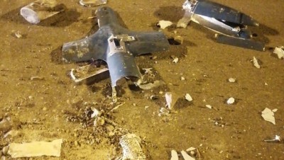 ثلاث طائرات تستهدف "قاعدة بلد الجوية"