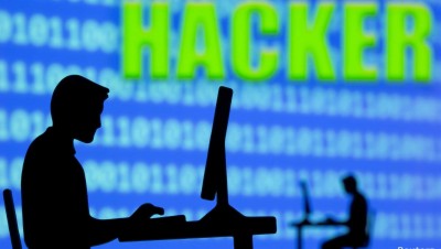معارضون إيرانيون يخترقون موقعا إلكترونيا
