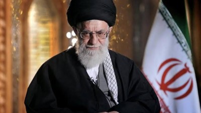 علي خامنئي يكشف موقف بلاده من الغزو الروسي لأوكرانيا