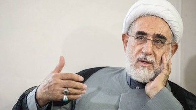 رجل دين إيراني يدعو لإعادة النظر في طريقة الحكم بإيران