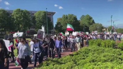عمال قطاع النفط والمحامون ينضمون للاحتجاجات الطلابية في إيران