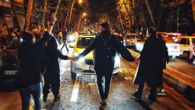 "هيومن رايتس ووتش": آلاف المتظاهرين الإيرانيين والنشطاء المحتجزين في خطر