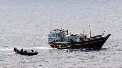 الحكومة اليمنية تضبط سفينة إيرانية تمارس الصيد غير المشروع