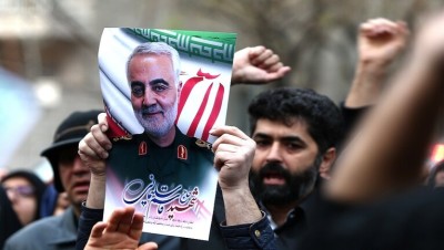 تشمل 35 هدفا بينها قواعد عسكرية أمريكية.. إيران تكشف خياراتها للرد على مقتل سليماني