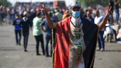 موجة استقالات تهز البرلمان العراقي و74 قتيلا في ثلاثة أيام