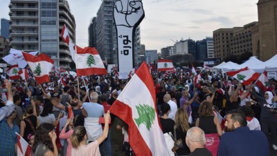 لبنان.. دعوات لعصيان مدني عام