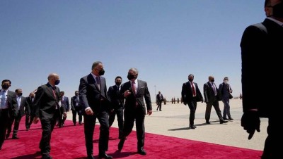 الكاظمي يعقد جولة مباحثات مع الملك عبدالله قبيل القمة الثلاثية