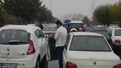 إيران تنتفض.. الأمن يقتل متظاهرا والشعب يرفع شعار "الموت للديكتاتور"