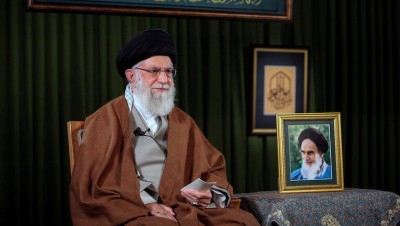 خـامـنئي يهدد القوات الأمريكية في العراق وسوريا