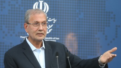 بعد اتهامات لها بقنص المتظاهرين.. إيران تدعو الشعب العراقي لـ"ضبط النفس"