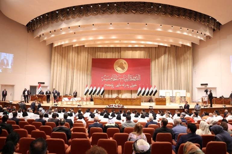 مبادرتان لحلحلة الانسداد السياسي في العراق.. الكرة في ملعب المستقلين