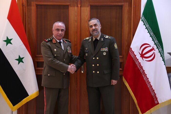 إبران تبدي استعدادها مجددا لتقديم دفاعات جوية للأسد