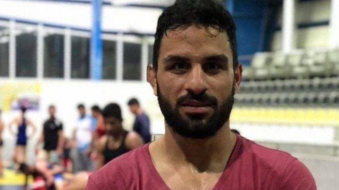 إيران تعدم بطل المصارعة نويد أفكاري