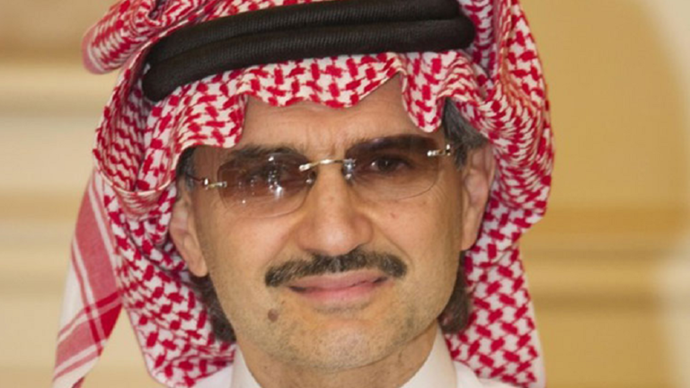 "الفرس لا يعرفون إلا لغة القوة".. الوليد بن طلال يطالب مجددا بحذف التاء المربوطة