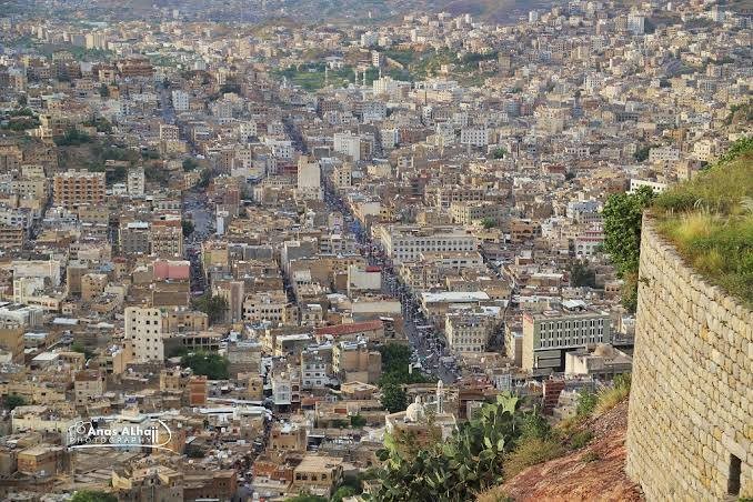قتلى من النساء والأطفال في قصف للحوثيين على محافظة تعز